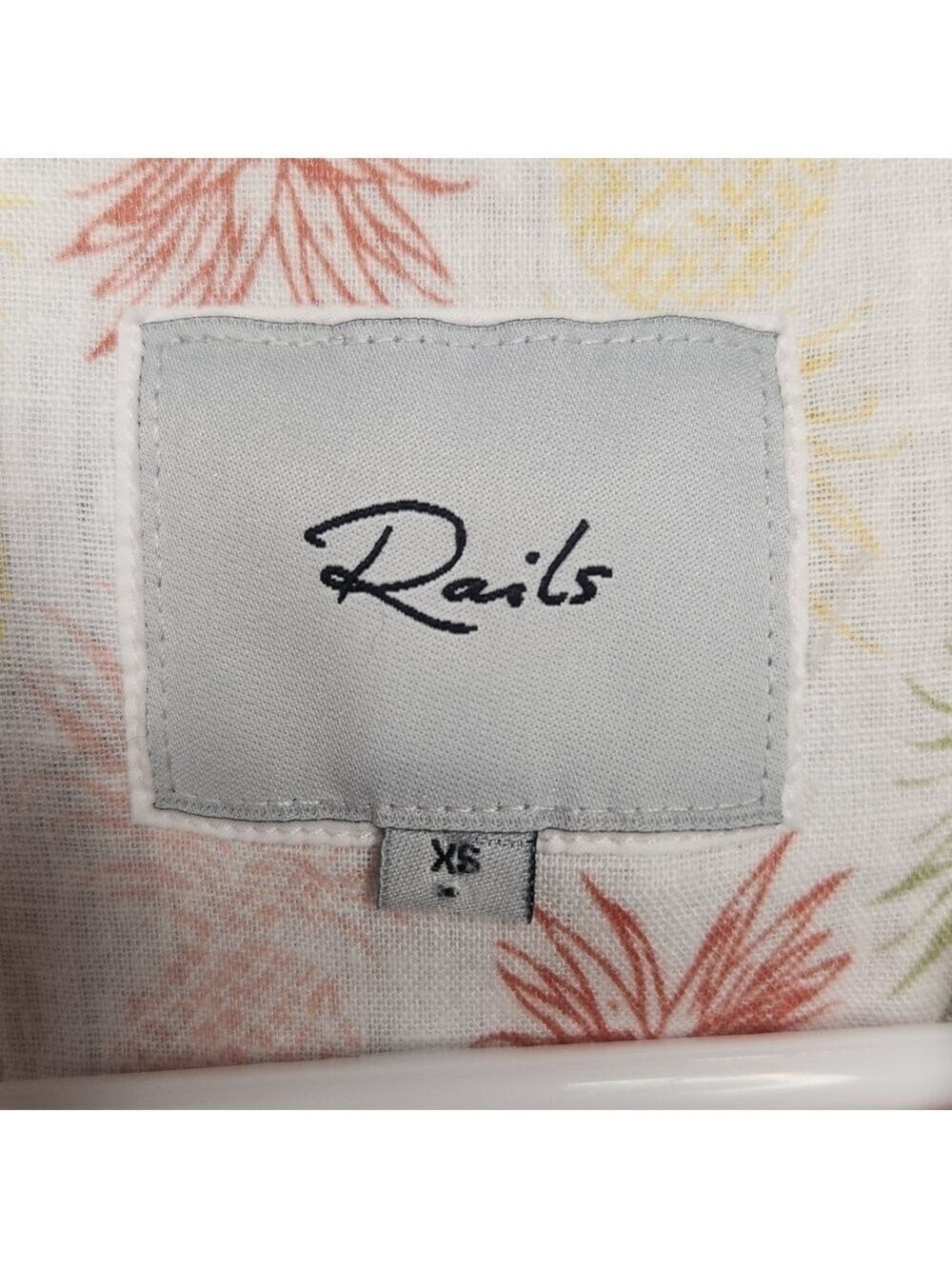 RAILS CHARLI RAINBOW PINEAPPLE LIGHTWEIGHT LINEN BLEND BUTTON DOWN SHIRT XS / S - Picture 9 of 14